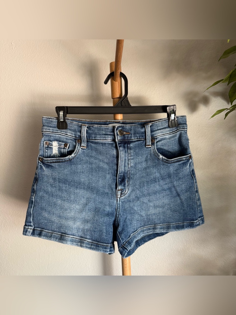 Pistola Designer Blue Denim Jean Shorts Women’s Size 28